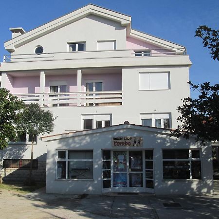 Apartments Nina Zadar Eksteriør bilde